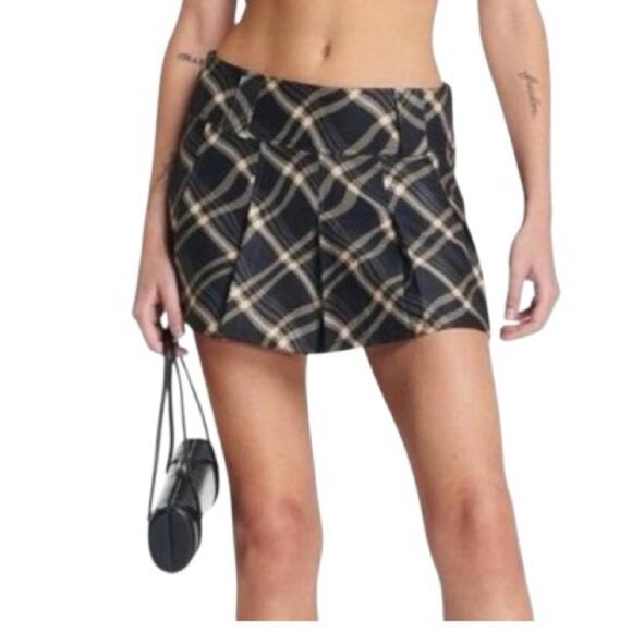 I.AM.GIA Dresses & Skirts - I.AM.GIA Women’s Carmel Mini Skirt Black Plaid Pleated Grunge Punk sz Large